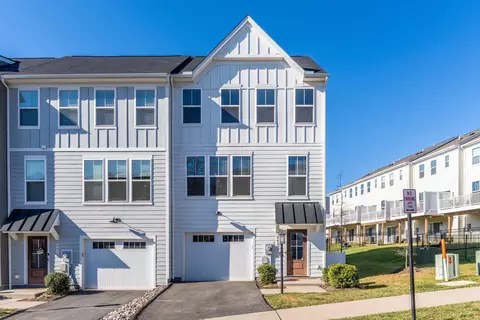 4416 Alston St, Crozet, VA 22932