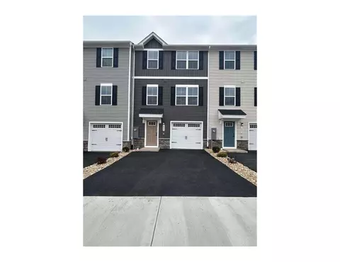 2884 Orchard Ridge Ln, Rockingham, VA 22801