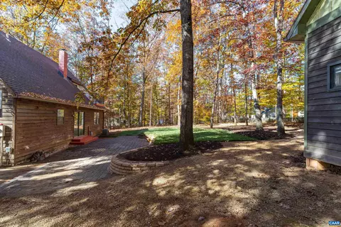 Exterior - 23 Stonewall Rd, Palmyra, VA 22963 photo 8 of 12