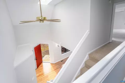 Entry Way - 23 Stonewall Rd, Palmyra, VA 22963 photo 3 of 4