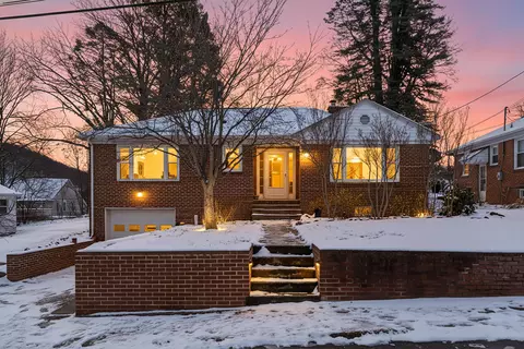 507 Gaymont Pl, Staunton, VA 24401