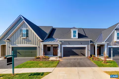 1259 Farrow Dr, Charlottesville, VA 22901