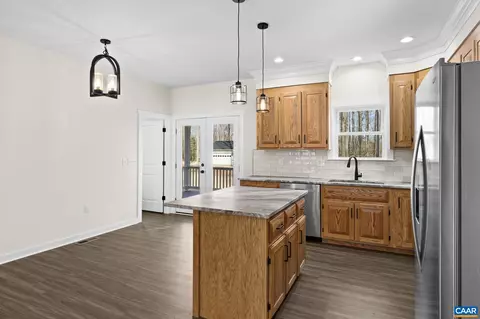 Kitchen - 501 Proffits Rd, Louisa, VA 23093 photo 2 of 4