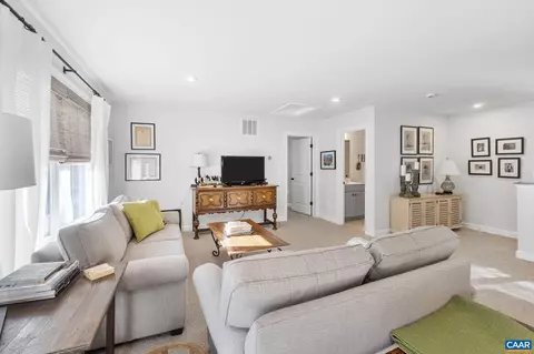 62 Pine Shadow Ct, Troy, VA 22974 photo 28