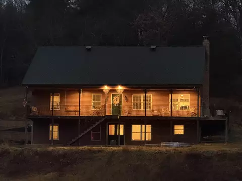 10921 Cook Town Rd, Bridgewater, VA 22812