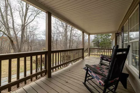 Exterior - 1161 E Main St E, Stanley, VA 22851 photo 6 of 23