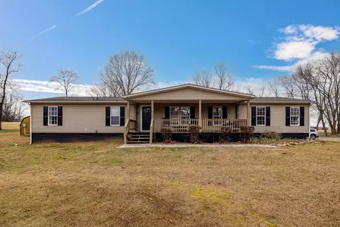 1161 E Main St E, Stanley, VA 22851