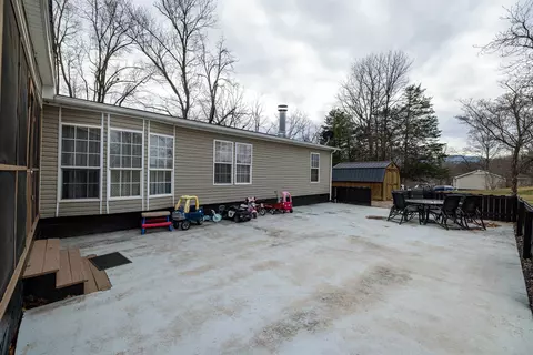 Exterior - 1161 E Main St E, Stanley, VA 22851 photo 15 of 23