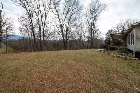 Exterior - 1161 E Main St E, Stanley, VA 22851 photo 7 of 23