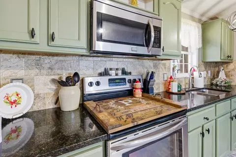 Kitchen - 1161 E Main St E, Stanley, VA 22851 photo 5 of 6