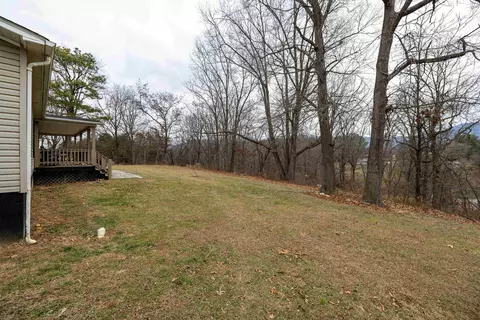 Exterior - 1161 E Main St E, Stanley, VA 22851 photo 8 of 23