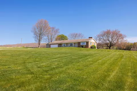 Exterior - 2834 Brownsburg Tpke, Raphine, VA 24472 photo 4 of 18