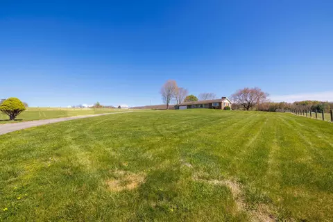 2834 Brownsburg Tpke, Raphine, VA 24472 photo 3