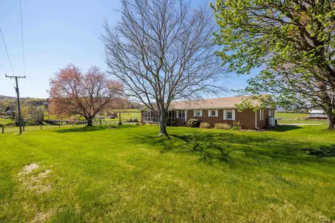 Exterior - 2834 Brownsburg Tpke, Raphine, VA 24472 photo 16 of 18