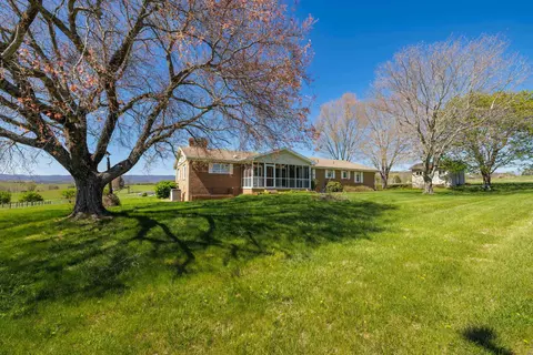 Exterior - 2834 Brownsburg Tpke, Raphine, VA 24472 photo 14 of 18