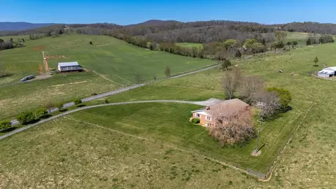 View/Area - 2834 Brownsburg Tpke, Raphine, VA 24472 photo 12 of 18