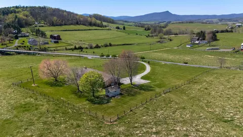 Exterior - 2834 Brownsburg Tpke, Raphine, VA 24472 photo 18 of 18