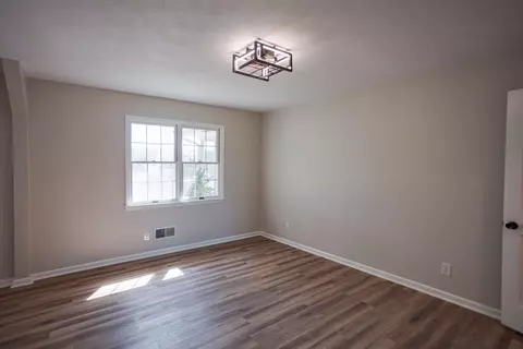 Bedroom - 2834 Brownsburg Tpke, Raphine, VA 24472 photo 6 of 6