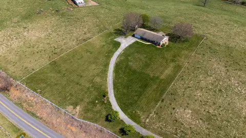 View/Area - 2834 Brownsburg Tpke, Raphine, VA 24472 photo 5 of 18