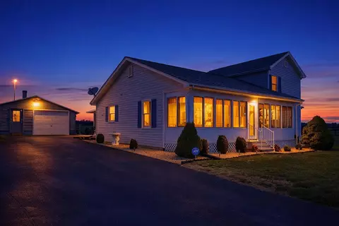 494 Middle Lane Rd, Grottoes, VA 24441