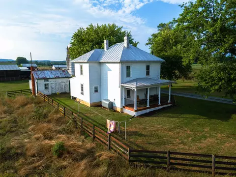 1524 Dam Town Rd, Fort Defiance, VA 24437