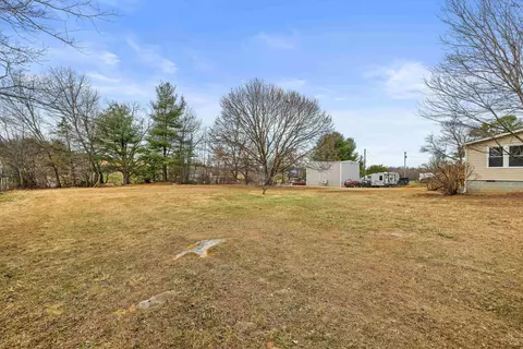 Exterior - 41 Pine Hill Ln, Stuarts Draft, VA 24477 photo 11 of 15