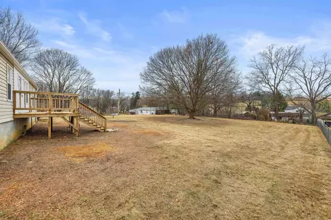 Exterior - 41 Pine Hill Ln, Stuarts Draft, VA 24477 photo 12 of 15