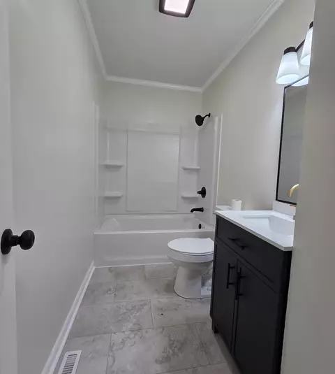 230 Dodge St, Stuarts Draft, VA 24477 photo 9