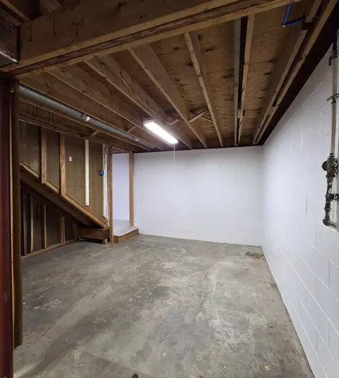 230 Dodge St, Stuarts Draft, VA 24477 photo 14