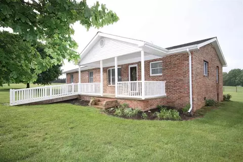 3930 Old Farm Dr, Elkton, VA 22827