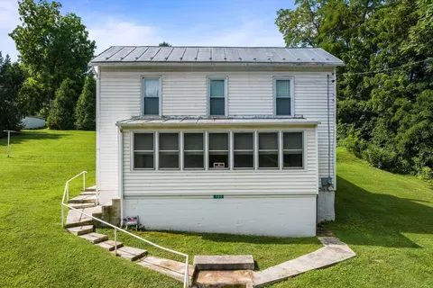 100 Junior Ave, Shenandoah, VA 22849 photo 6