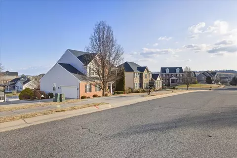 191 Eisenhower Dr, Broadway, VA 22815 photo 7