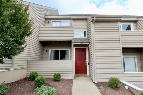 1414 Bradley Dr, Harrisonburg, VA 22801