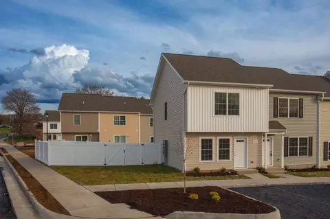 1329 Owen Ln, Harrisonburg, VA 22802