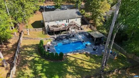 31 Laguna Rd, Palmyra, VA 22963