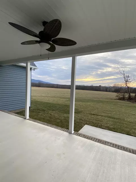 128 Fall Ridge Dr, Stuarts Draft, VA 24477 photo 26