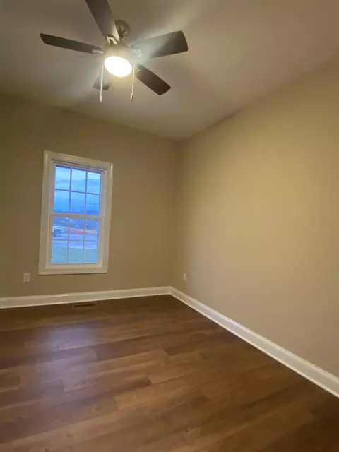 128 Fall Ridge Dr, Stuarts Draft, VA 24477 photo 9