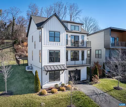 1003 Stonehenge Ave Ext, Charlottesville, VA 22902