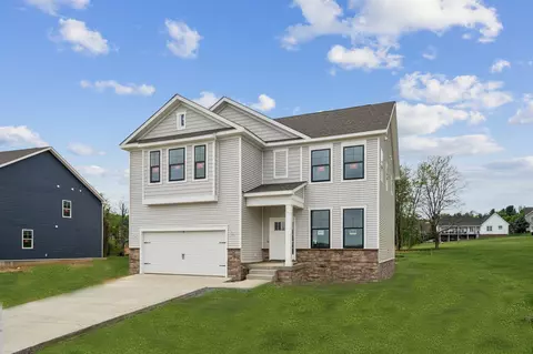 74 Whispering Oaks Dr, Staunton, VA 24401