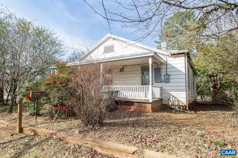 611 Rives St, Charlottesville, VA 22902