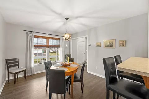 Dining - 113 Willow Dr, Dayton, VA 22821 photo 1 of 2