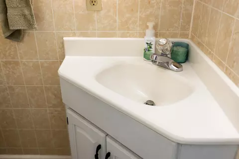 Bath - 113 Willow Dr, Dayton, VA 22821 photo 10 of 10