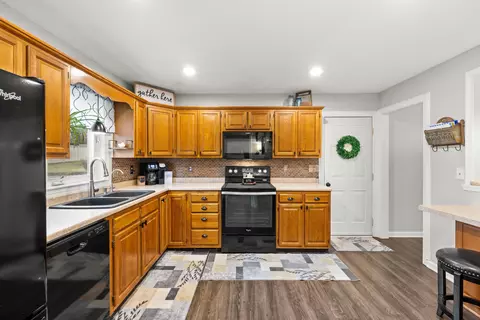 Kitchen - 113 Willow Dr, Dayton, VA 22821 photo 1 of 10