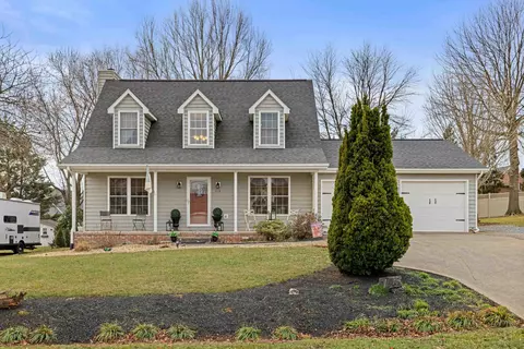 Exterior - 113 Willow Dr, Dayton, VA 22821 photo 5 of 17