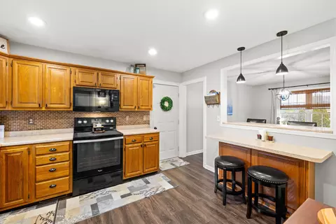 Kitchen - 113 Willow Dr, Dayton, VA 22821 photo 7 of 10