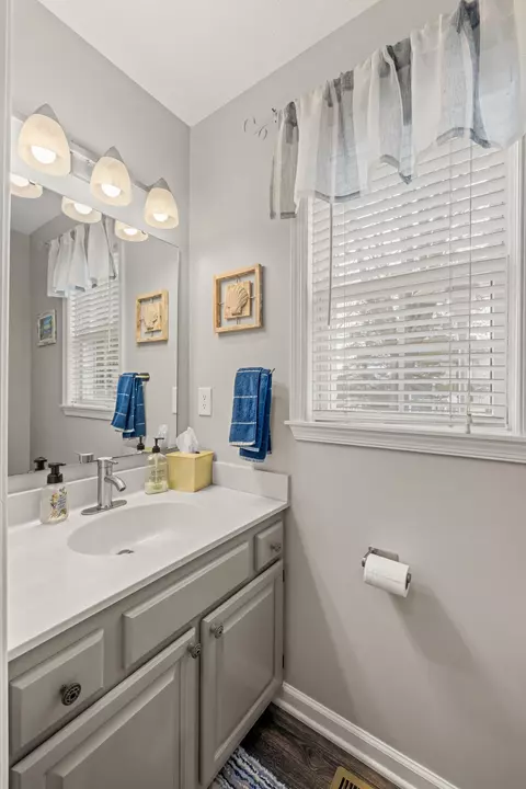 Bath - 113 Willow Dr, Dayton, VA 22821 photo 6 of 10