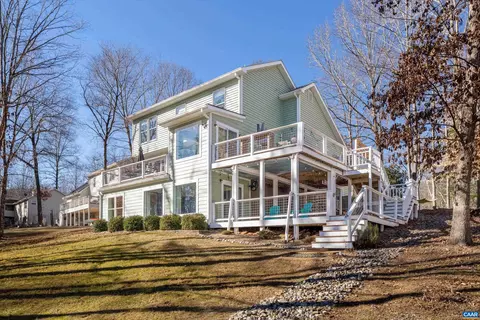 9 Vine Ridge Dr, Palmyra, VA 22963