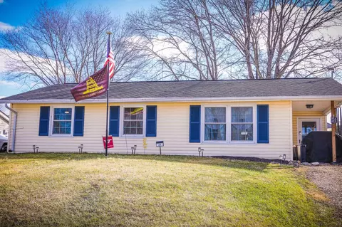 21 Ardmore St, Verona, VA 24482