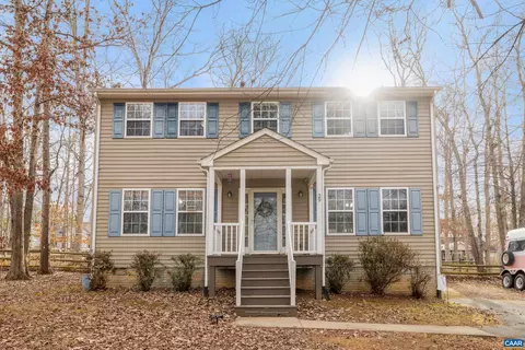 29 Choctaw Pl, Palmyra, VA 22963