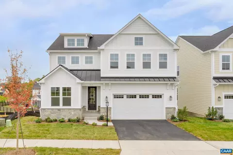 54 Middlecoff Ct, Zion Crossroads, VA 22942